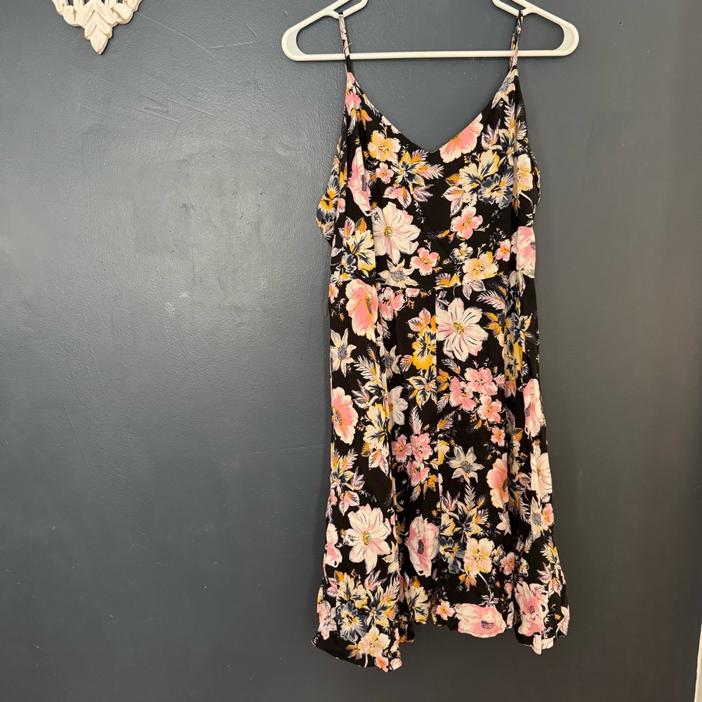 GAP Black Floral Fit & Flare Cami Dress Smocked Sleeveless Floral
